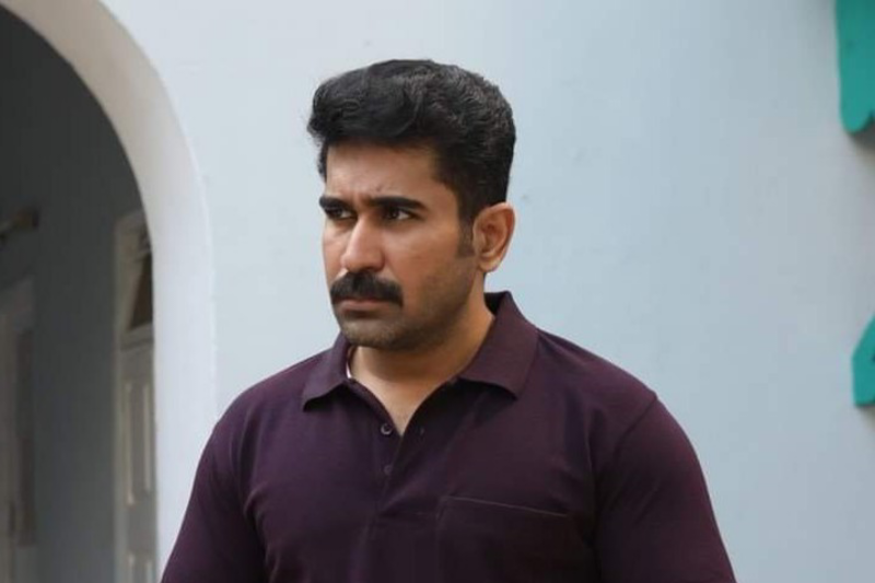 Vijay Antony age, wife, height, family, girlfriend, biography and more