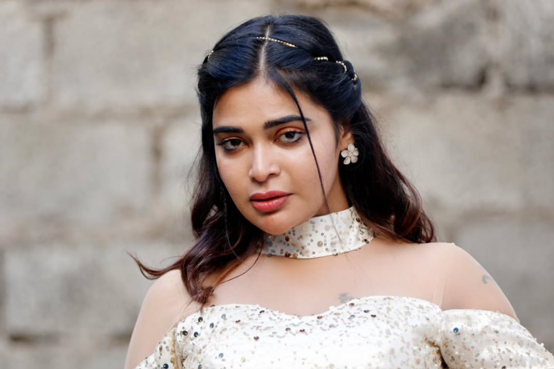 Dharsha Gupta age, height, weight, boyfriend, family, biography and more