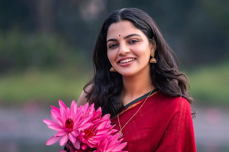 Nikhila Vimal age, height, weight, boyfriend, family, biography and more